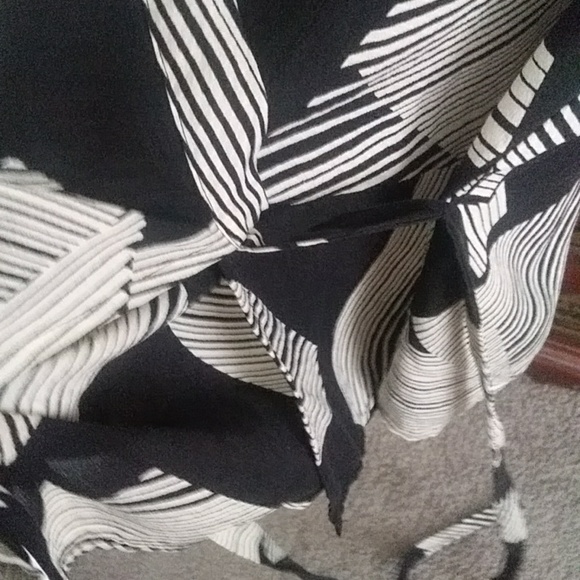 Wrap Around lightweight shirt - Picture 4 of 5